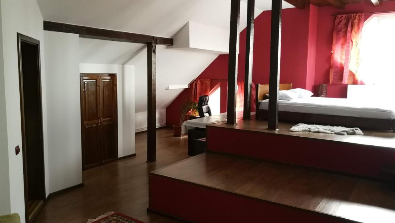 Pension Casa Contelui Ришнов Екстер'єр фото
