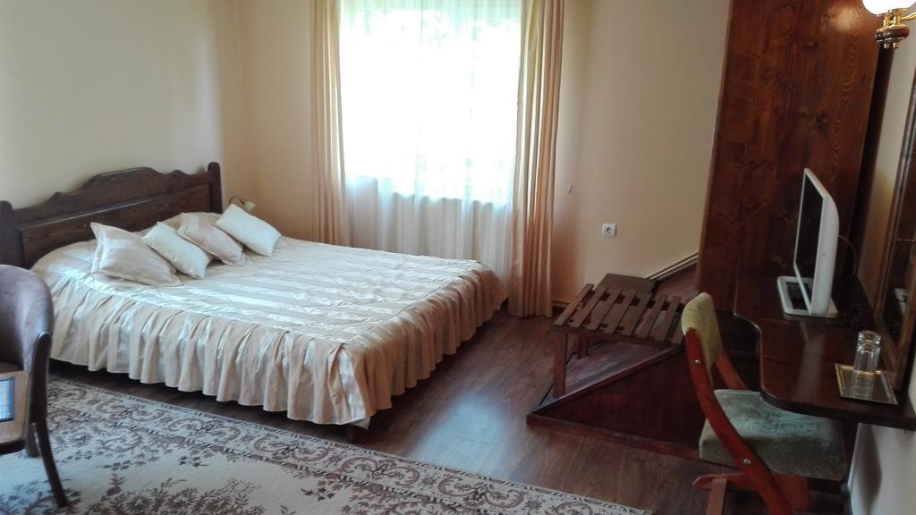 Pension Casa Contelui Ришнов Екстер'єр фото
