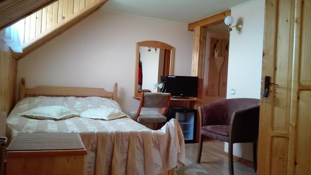 Pension Casa Contelui Ришнов Екстер'єр фото